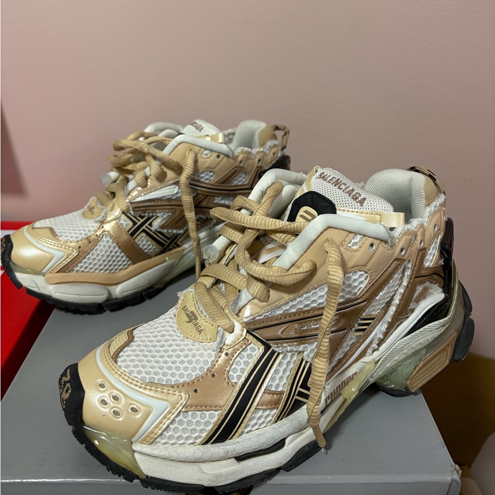 Balenciaga Runners